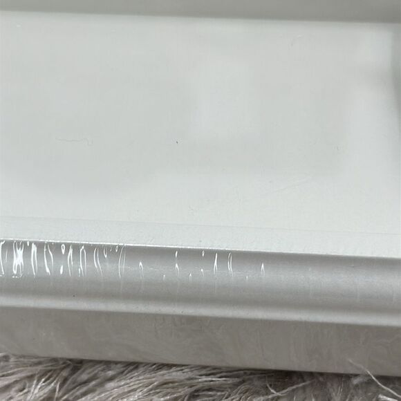 Ikea Virserum 21 5/8" White/Cream
Shelf Picture Ledge 902.712.33 - Picture 9 of 13